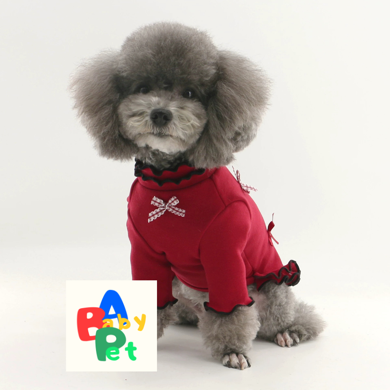 Thick, autumn/winter teddy bear sweater with color-blocked lace trim, perfect for New Year's wear