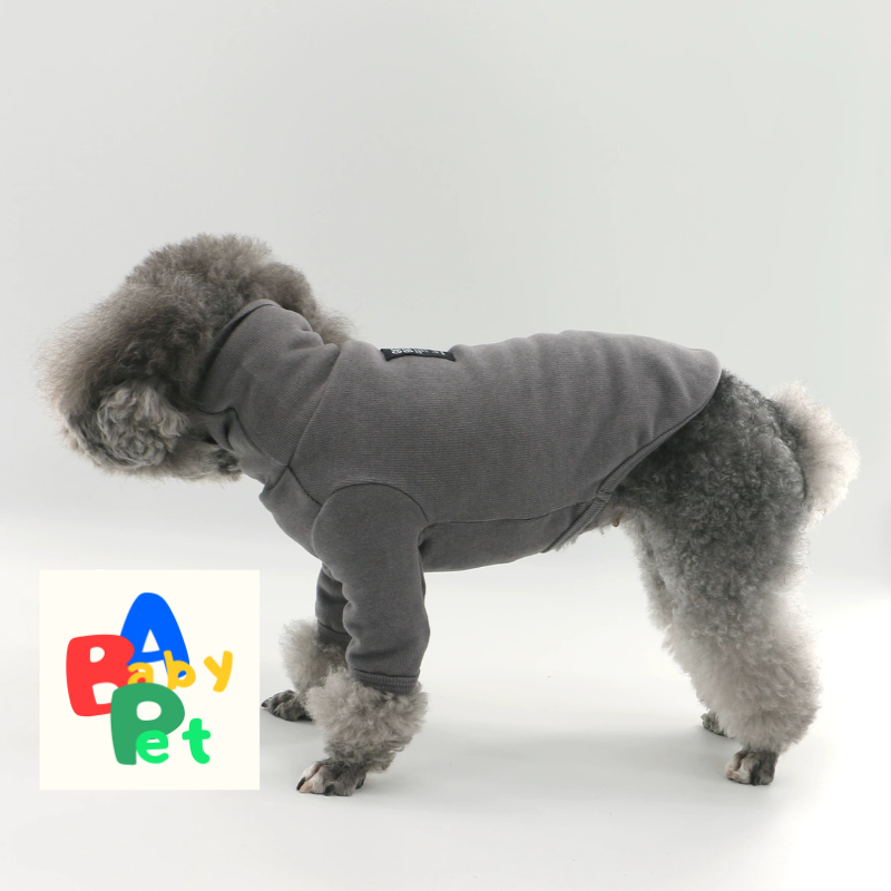 Thick, extra-soft, warm turtleneck base layer for pets in autumn and winter