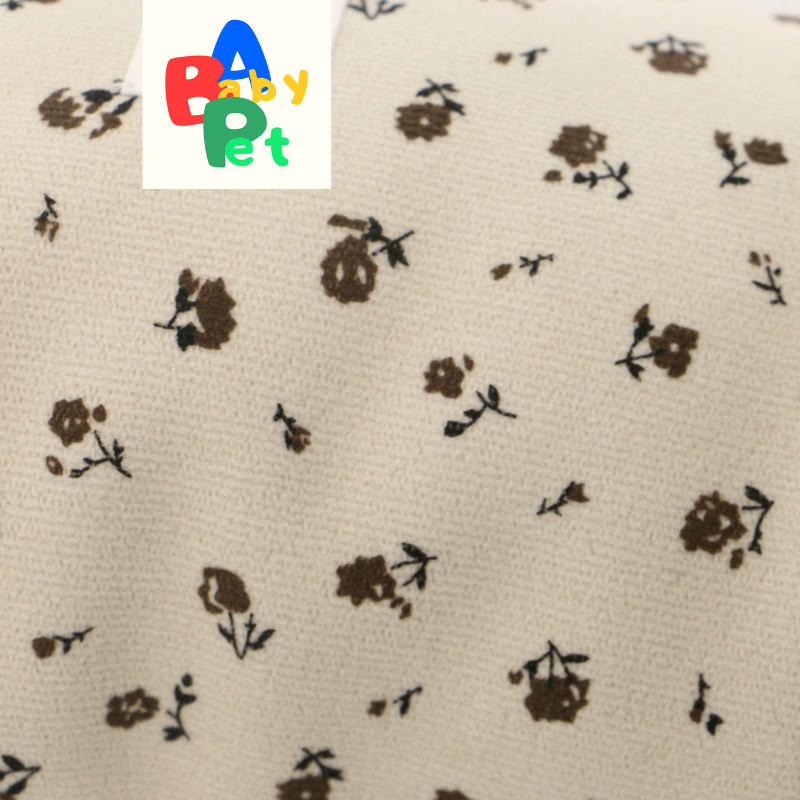 Thick, floral-print fleece vest for Teddy dogs, perfect for autumn and winter, color-blocked design